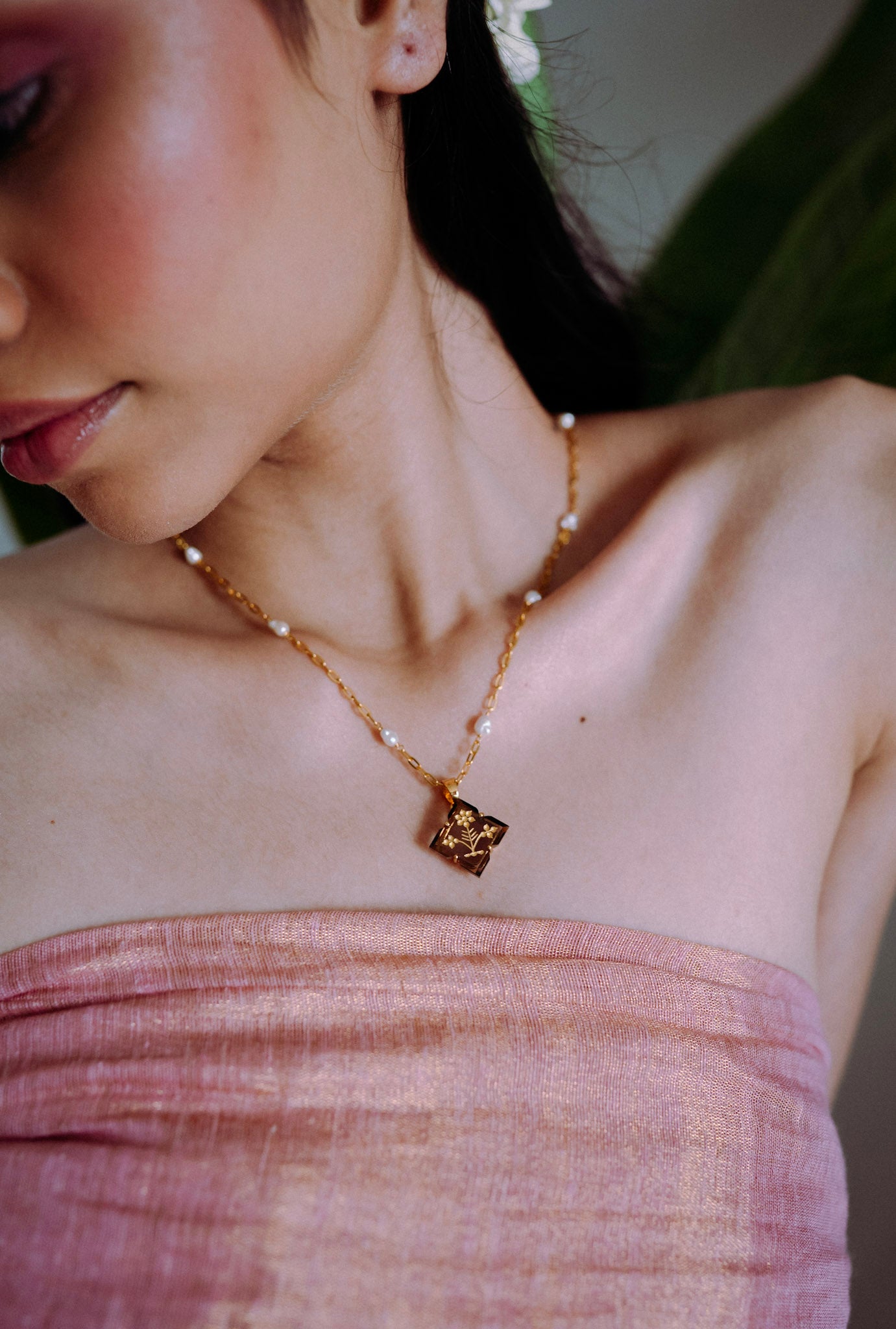 Tajalli Necklet