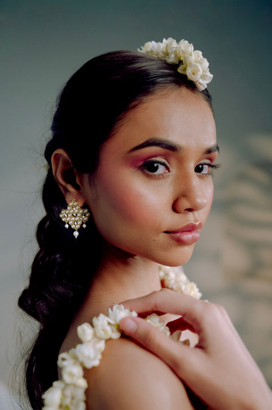 Chavvi Earrings